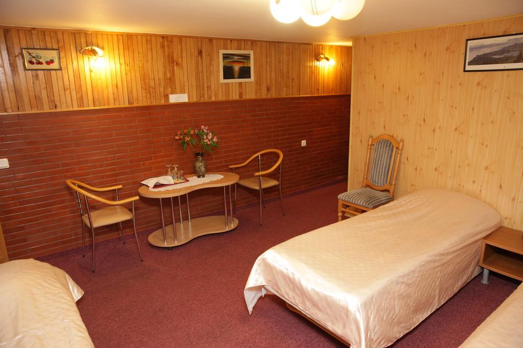 Guest House Linas Alytus Extérieur photo